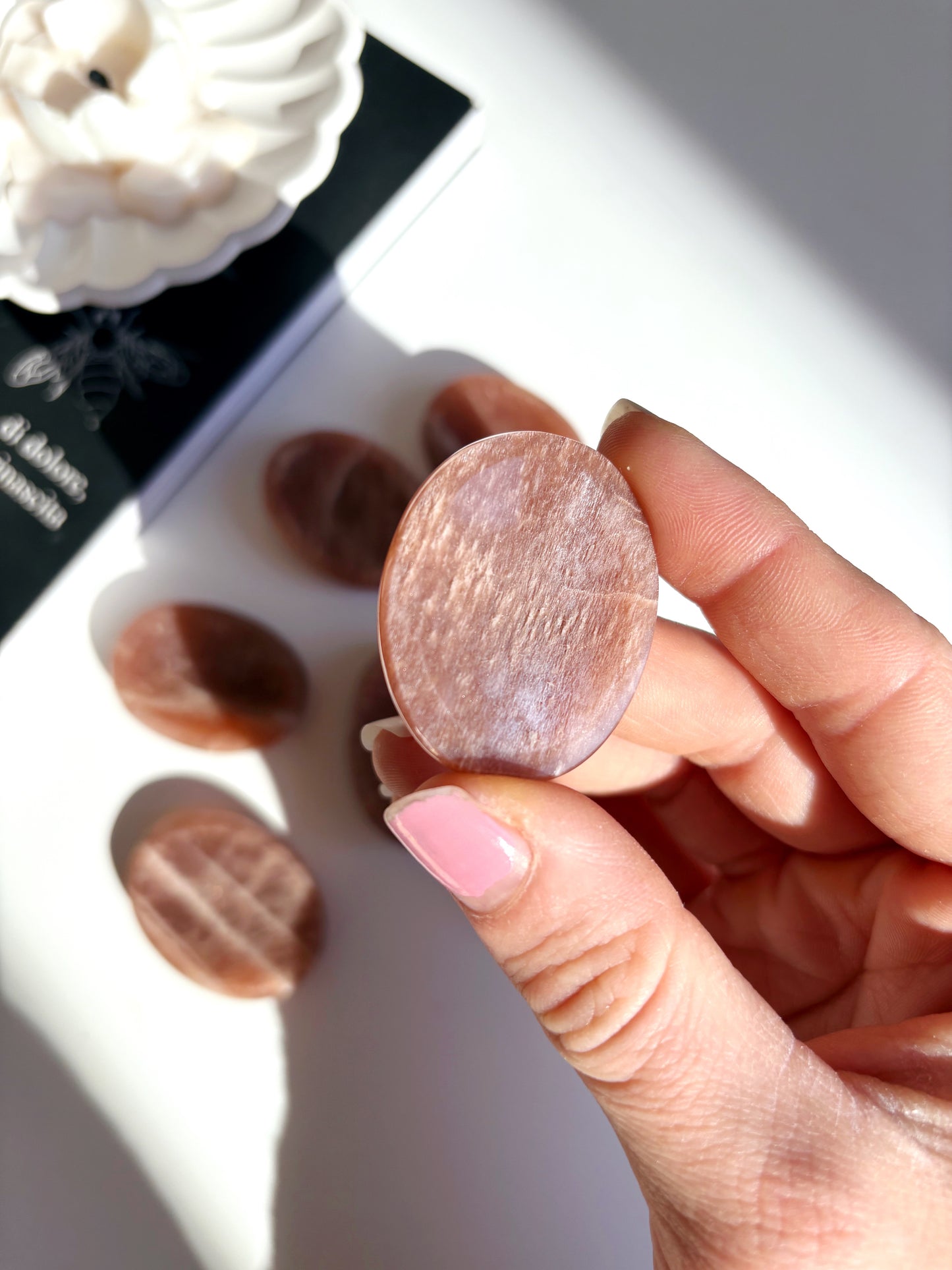 Worry Stone Pietra di Luna Pesca e pietra del Sole