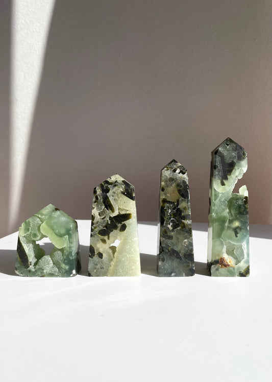 Obelisco prehnite