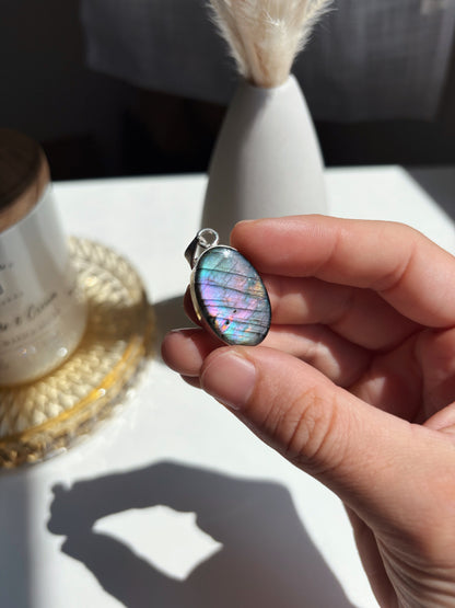 Ciondolo Ovale Labradorite 3